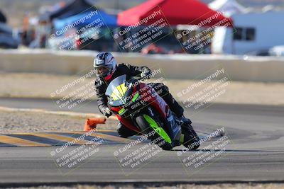 media/Dec-18-2022-SoCal Trackdays (Sun) [[8099a50955]]/Turn 2 (950am)/